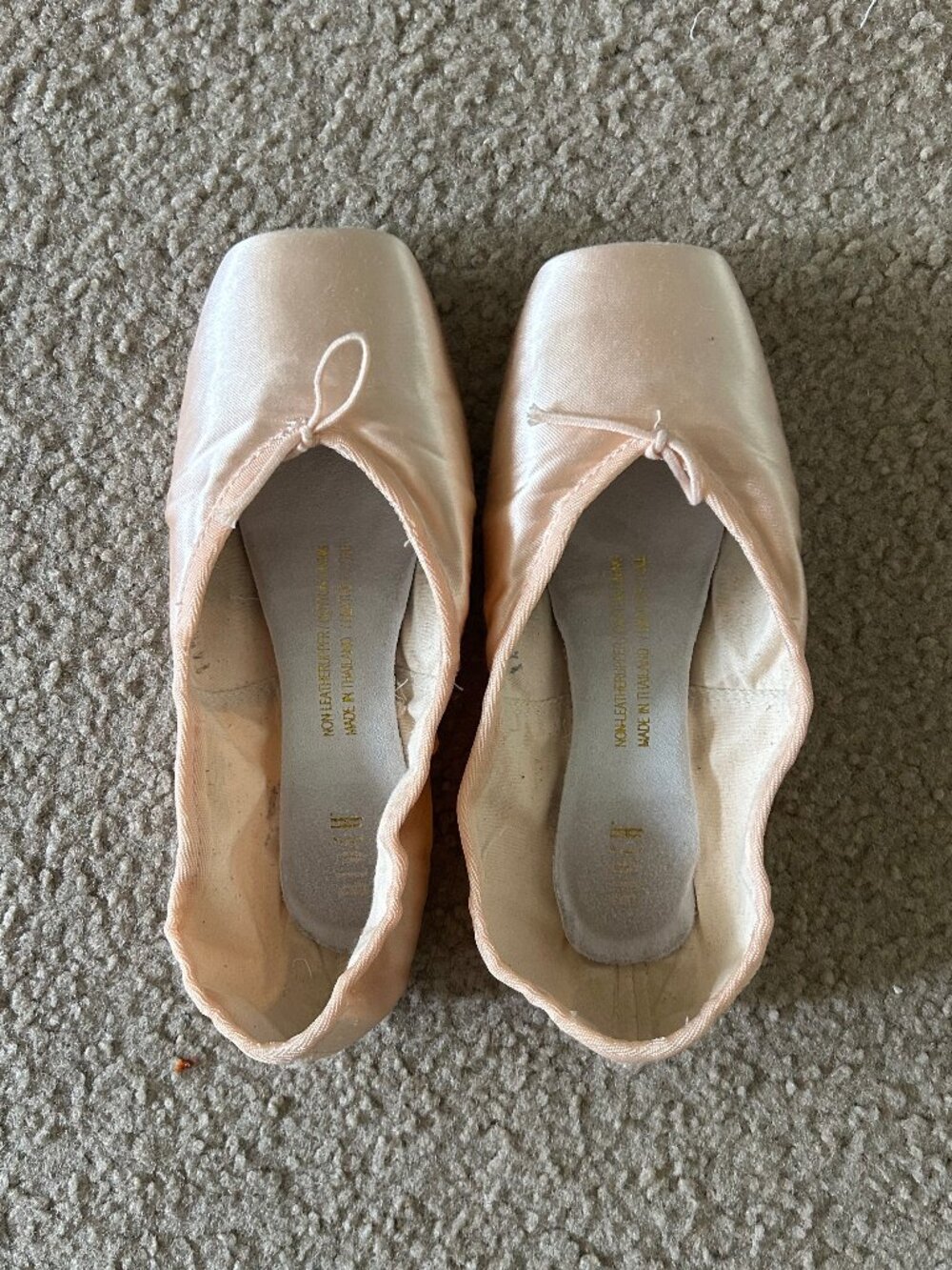 BLOCH Heritage Pointe Shoes Near New 3.5 XX